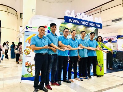 Gian hàng Cá Sông Đà của MICFOOD tại hội chợ