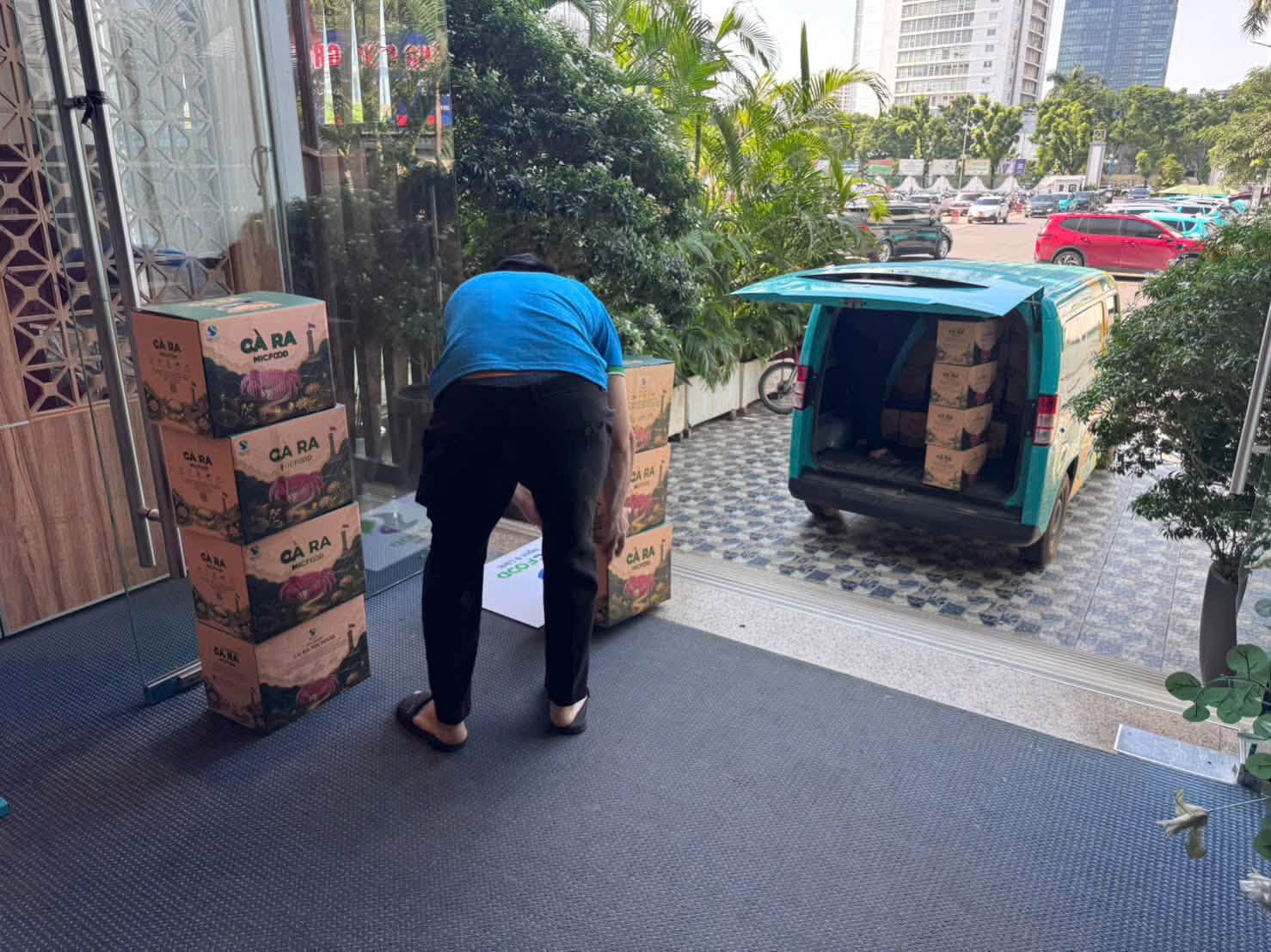 Vận chuyển cua cà ra MICFOOD